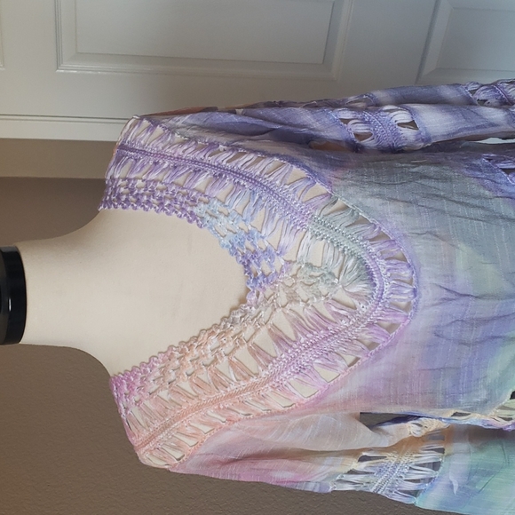 Soft surroundings tie dye cover-up. Size XS - Picture 3 of 8